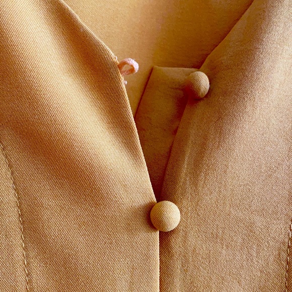 NWOT Button down tie front blouse - Picture 8 of 9